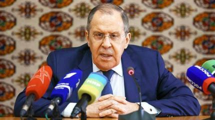Лавров послал Западу военно-морской привет с берегов Каспия Лавров послал Западу военно-морской привет с берегов Каспия