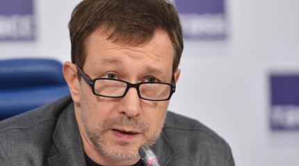 Чеснаков: Будущее губернаторских выборов «на паузе» Чеснаков: Будущее губернаторских выборов «на паузе»