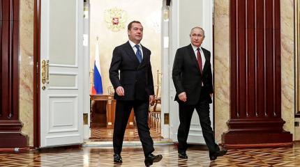 Медведев сохраняет шансы стать президентом после Путина Медведев сохраняет шансы стать президентом после Путина
