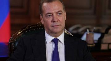 Медведев: США в очередной раз становятся спонсором террористов