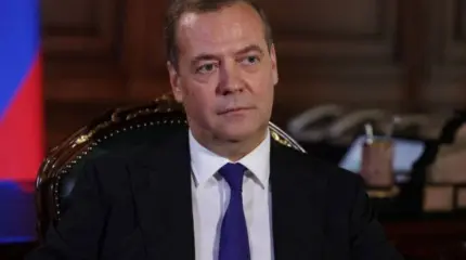Медведев: США в очередной раз становятся спонсором террористов Медведев: США в очередной раз становятся спонсором террористов