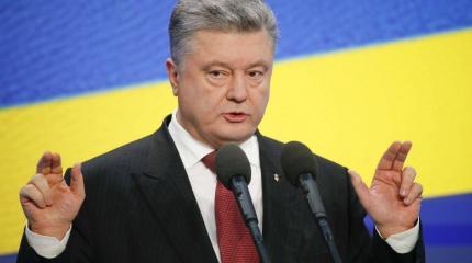 Порошенко прокомментировал захваты храмов на Украине