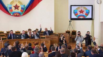В ЛНР русский язык утвердили в качестве единственного государственного