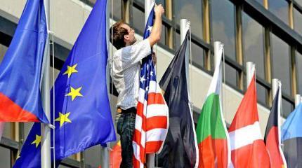 Евросоюз по примеру России откажется быть вассалом США