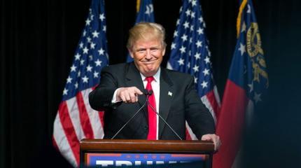 Зачем в США демонизируют Трампа и обвиняют во всем Россию? Зачем в США демонизируют Трампа и обвиняют во всем Россию?