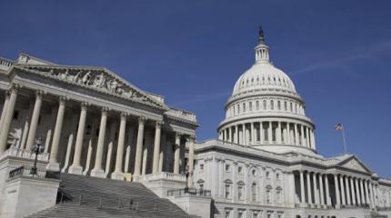 А не вписать ли антироссийские санкции в Конституцию США? А не вписать ли антироссийские санкции в Конституцию США?