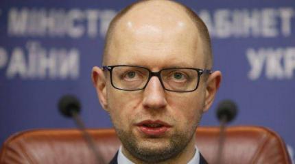 Солдат не удачи: Порошенко гонит Яценюка в зону АТО Солдат не удачи: Порошенко гонит Яценюка в зону АТО