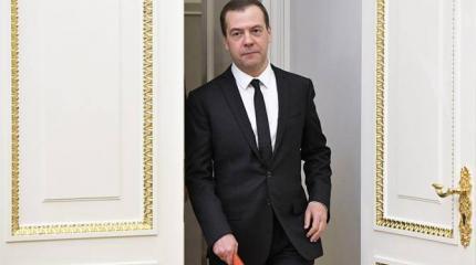 Медведев: СССР нет, это государство вам ничего не должно Медведев: СССР нет, это государство вам ничего не должно