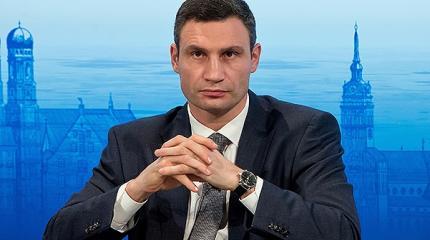 Кличко полностью декоммунизирует Киев уже к понедельнику Кличко полностью декоммунизирует Киев уже к понедельнику