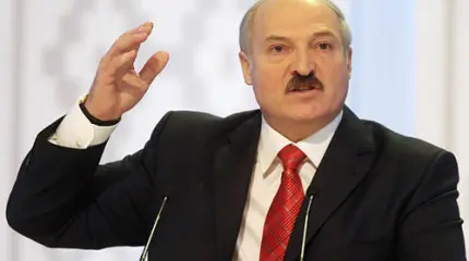 Торг шантажом красен. Зачем президент Лукашенко угрожает выйти из ЕАЭС? Торг шантажом красен. Зачем президент Лукашенко угрожает выйти из ЕАЭС?