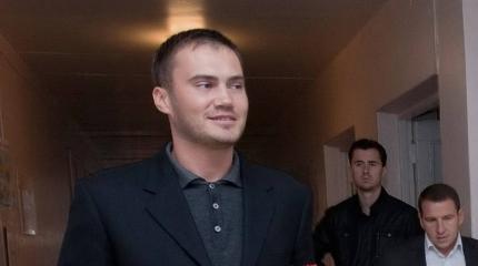 Янукович-младший поехал на Байкал лечить душевные раны Янукович-младший поехал на Байкал лечить душевные раны