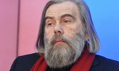 Погребинский заподозрил у окружения Зеленского желание «сдать шефа» Погребинский заподозрил у окружения Зеленского желание «сдать шефа»