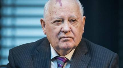 Горбачев: Американские президенты не выдержали испытание демократией Горбачев: Американские президенты не выдержали испытание демократией