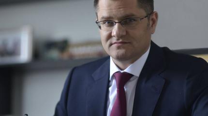 Еремич уверен, что Вучичу придется просить вето РФ и Китая Еремич уверен, что Вучичу придется просить вето РФ и Китая