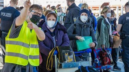 Почему европейские расисты поддерживают украинских нацистов Почему европейские расисты поддерживают украинских нацистов