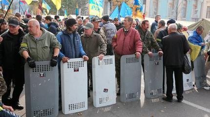 Три четверти жителей Украины считают, что страна идёт неправильным курсом Три четверти жителей Украины считают, что страна идёт неправильным курсом