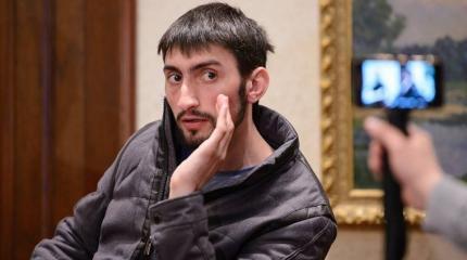 Украинские националисты напали на лидера Русской весны Игната Кромского Украинские националисты напали на лидера Русской весны Игната Кромского