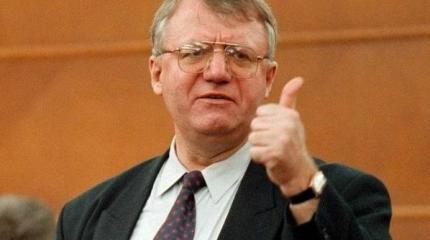 Шешель призвал отказаться от интеграции Сербии в ЕС в пользу РФ Шешель призвал отказаться от интеграции Сербии в ЕС в пользу РФ