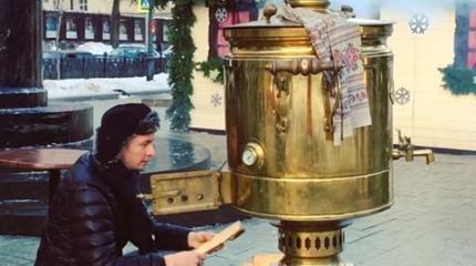 «Стоя слушал речь Путина и гимн России»: эстонца поразила новогодняя Москва «Стоя слушал речь Путина и гимн России»: эстонца поразила новогодняя Москва