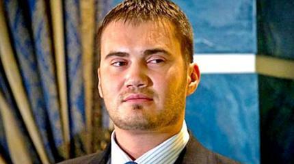 Сына Януковича похоронили на военном кладбище Севастополя Сына Януковича похоронили на военном кладбище Севастополя