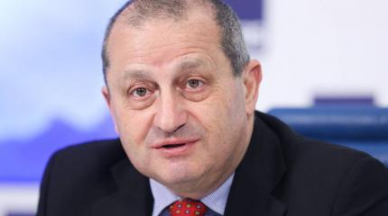 Кедми: Азербайджан может забрать Карабах силой Кедми: Азербайджан может забрать Карабах силой