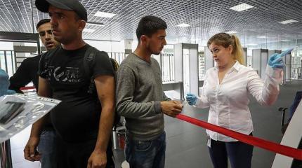 Тайный план Путина: Вымирающую Россию заселят мигрантами Тайный план Путина: Вымирающую Россию заселят мигрантами