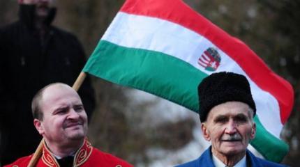 Даже НАТО потребовало от Украины соблюдать права закарпатских венгров