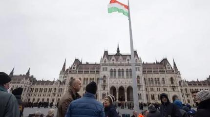 Киев под разговоры о коварстве Орбана сплел в Венгрии шпионскую сеть Киев под разговоры о коварстве Орбана сплел в Венгрии шпионскую сеть