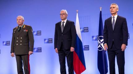 Западные политики осознали необходимость возобновления обсуждения гарантий безопасности с Россией Западные политики осознали необходимость возобновления обсуждения гарантий безопасности с Россией