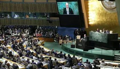 Шаткие опоры международной безопасности: повторит ли ООН судьбу Лиги Наций? Шаткие опоры международной безопасности: повторит ли ООН судьбу Лиги Наций?