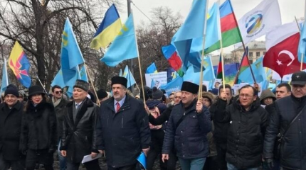 Токсичные члены «меджлиса» решили «пойти маршем на Крым» Токсичные члены «меджлиса» решили «пойти маршем на Крым»