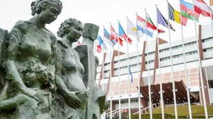 Нужно ли Москве по-прежнему цепляться за Старый Свет Нужно ли Москве по-прежнему цепляться за Старый Свет