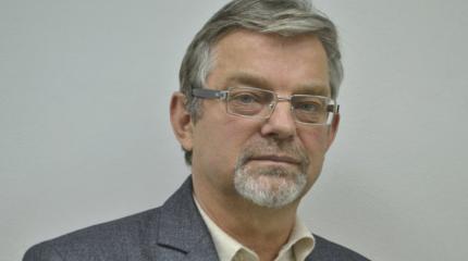 Украинский политолог Виктор Небоженко: стране нужны досрочные выборы Рады Украинский политолог Виктор Небоженко: стране нужны досрочные выборы Рады