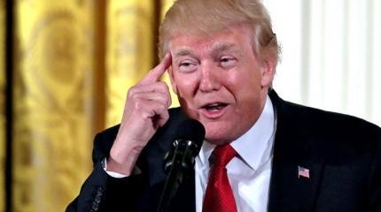 Трамп рассказал, почему он не пожал руку Меркель Трамп рассказал, почему он не пожал руку Меркель