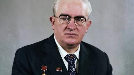 Почему КГБ призывал Политбюро экономить средства в зарубежных проектах
