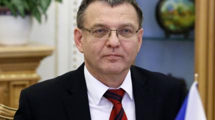 Политика России в ЕС – «разделяй и властвуй» Политика России в ЕС – «разделяй и властвуй»