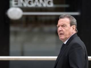 Шрёдер: ни один президент РФ в будущем не выведет Крым из состава страны