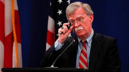 Болтон предложил «купить» Лукашенко назло России Болтон предложил «купить» Лукашенко назло России