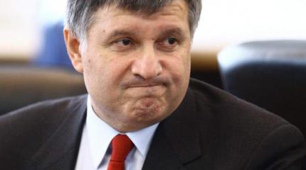 Снова затрещат чубы: БПП готовит в Раде бунт против Авакова Снова затрещат чубы: БПП готовит в Раде бунт против Авакова