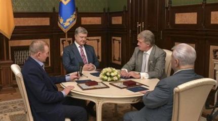 Алчность и глупость: Чем руководствовались капитулянты, убившие Украину Алчность и глупость: Чем руководствовались капитулянты, убившие Украину