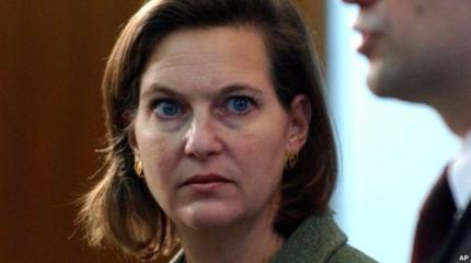 Раздавальщица печенек едет принуждать Порошенко к Минску Раздавальщица печенек едет принуждать Порошенко к Минску