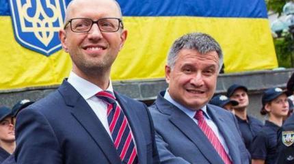 Зачем НАБУ прошлось по людям Авакова и «подвесит» ли Яценюк министра МВД Зачем НАБУ прошлось по людям Авакова и «подвесит» ли Яценюк министра МВД