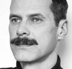 Иван Дронов: «Ответственность за свое будущее нельзя свалить на “проклятое прошлое”…» Иван Дронов: «Ответственность за свое будущее нельзя свалить на “проклятое прошлое”…»