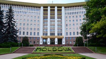 Послевыборная Молдова на перепутье между Востоком и Западом Послевыборная Молдова на перепутье между Востоком и Западом