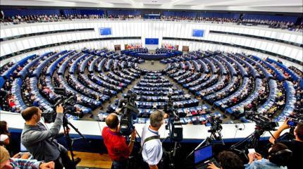Страх за Европарламент: Запад готовит почву для новых обвинений против РФ Страх за Европарламент: Запад готовит почву для новых обвинений против РФ