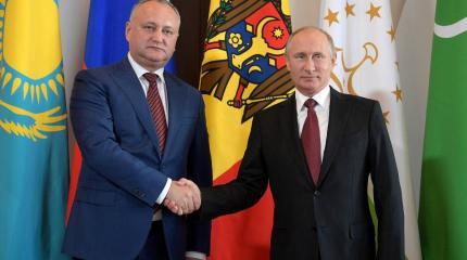 Зачем Путин выделил Молдавии гумпомощь на 500 млн рублей Зачем Путин выделил Молдавии гумпомощь на 500 млн рублей