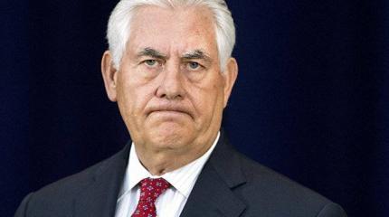 Тиллерсон перед встречей Трампа с Путиным "путает карты" Тиллерсон перед встречей Трампа с Путиным "путает карты"