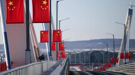 Россия, не сумев ужиться с Европой, просится в Азию Россия, не сумев ужиться с Европой, просится в Азию