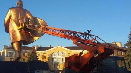 Украинцам скоро придется восстанавливать памятники Ленину: Венецианская комиссия усомнилась в законе о декоммунизации Украинцам скоро придется восстанавливать памятники Ленину: Венецианская комиссия усомнилась в законе о декоммунизации