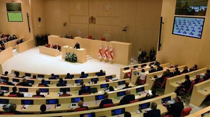 Парламент Грузии утвердил «пандемийное» правительство